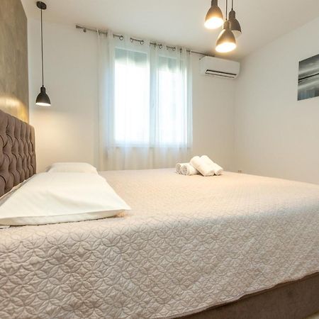 זאדאר Deluxe Apartment Near The Bridge מראה חיצוני תמונה