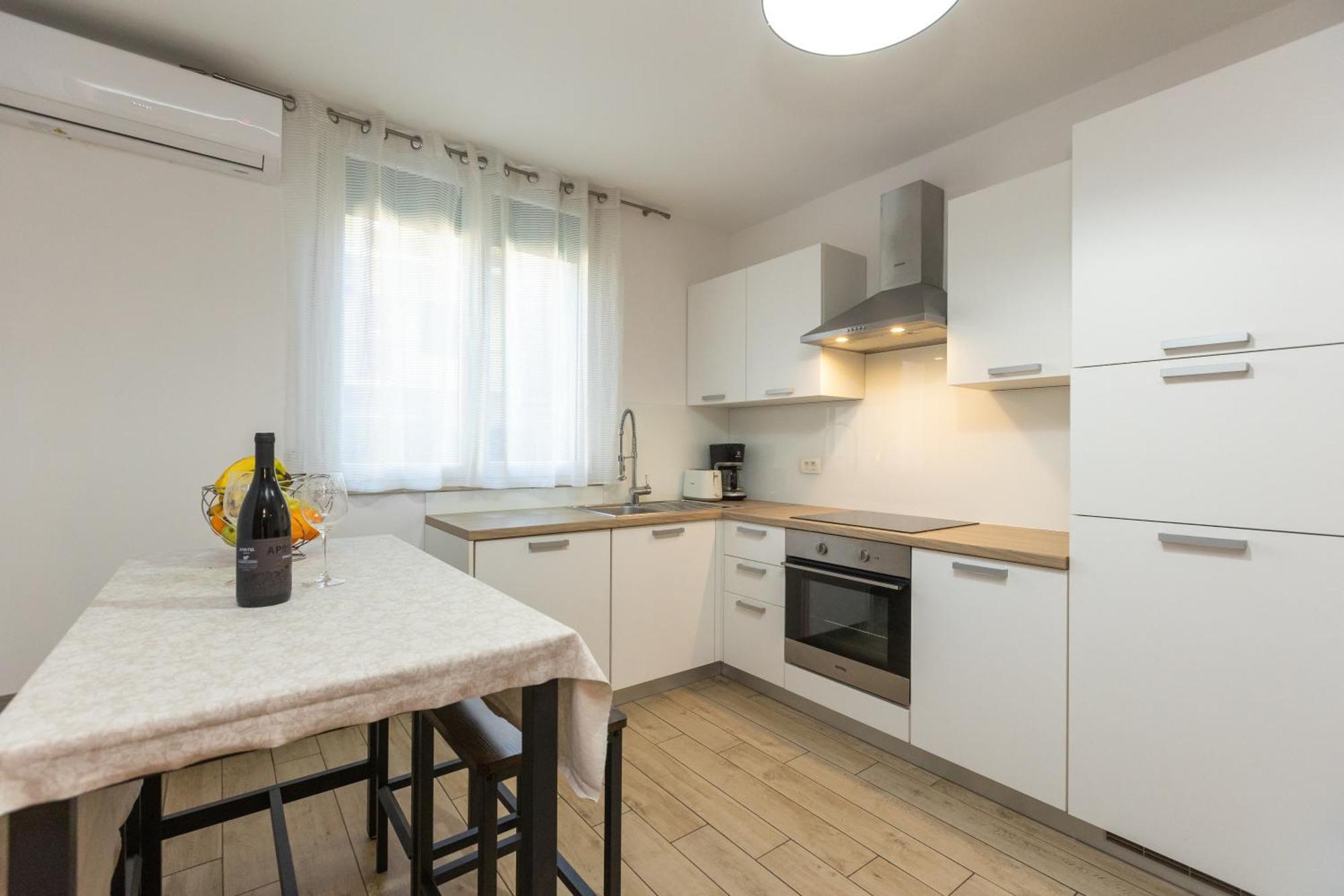 זאדאר Deluxe Apartment Near The Bridge מראה חיצוני תמונה