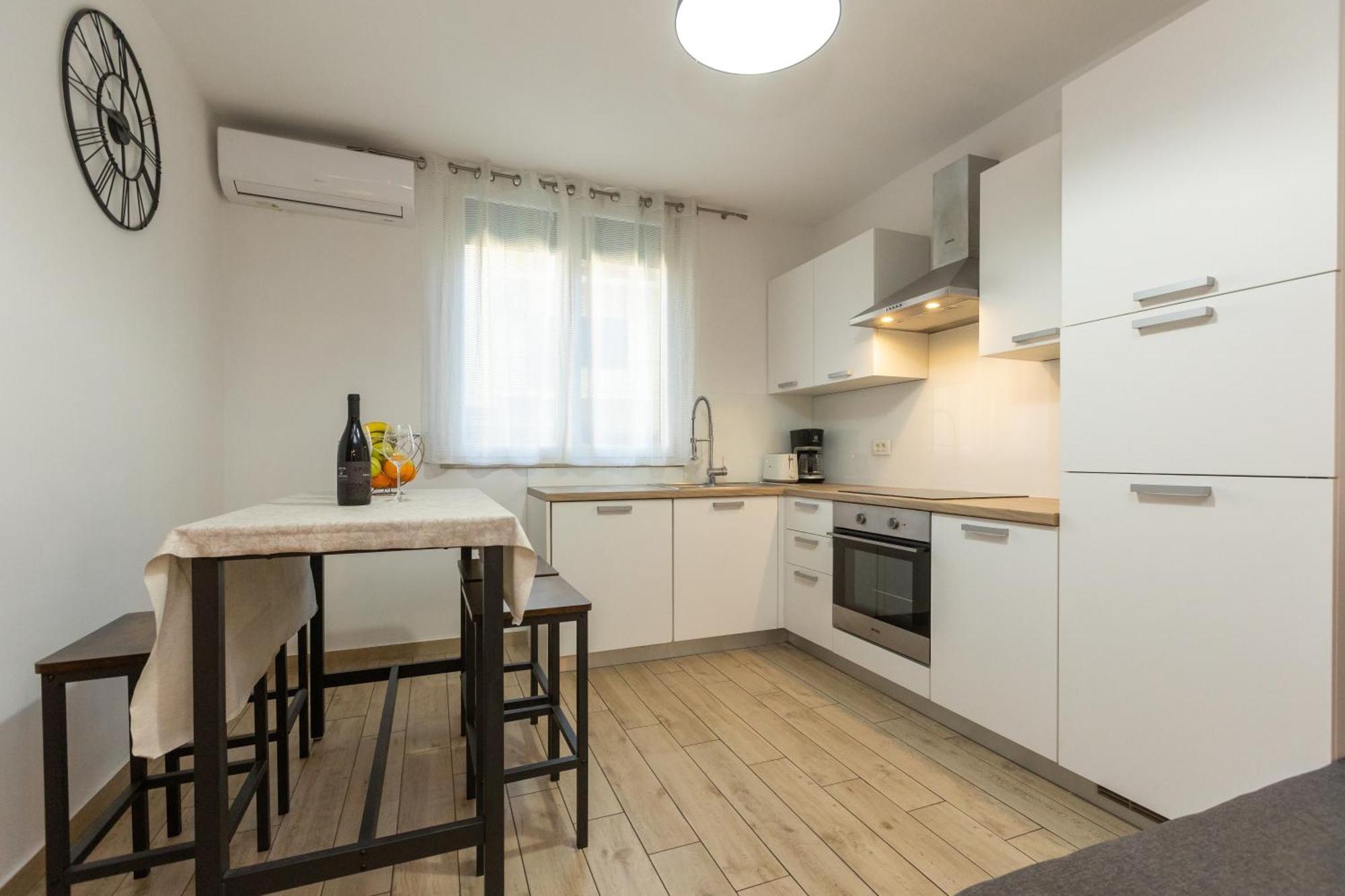 זאדאר Deluxe Apartment Near The Bridge מראה חיצוני תמונה