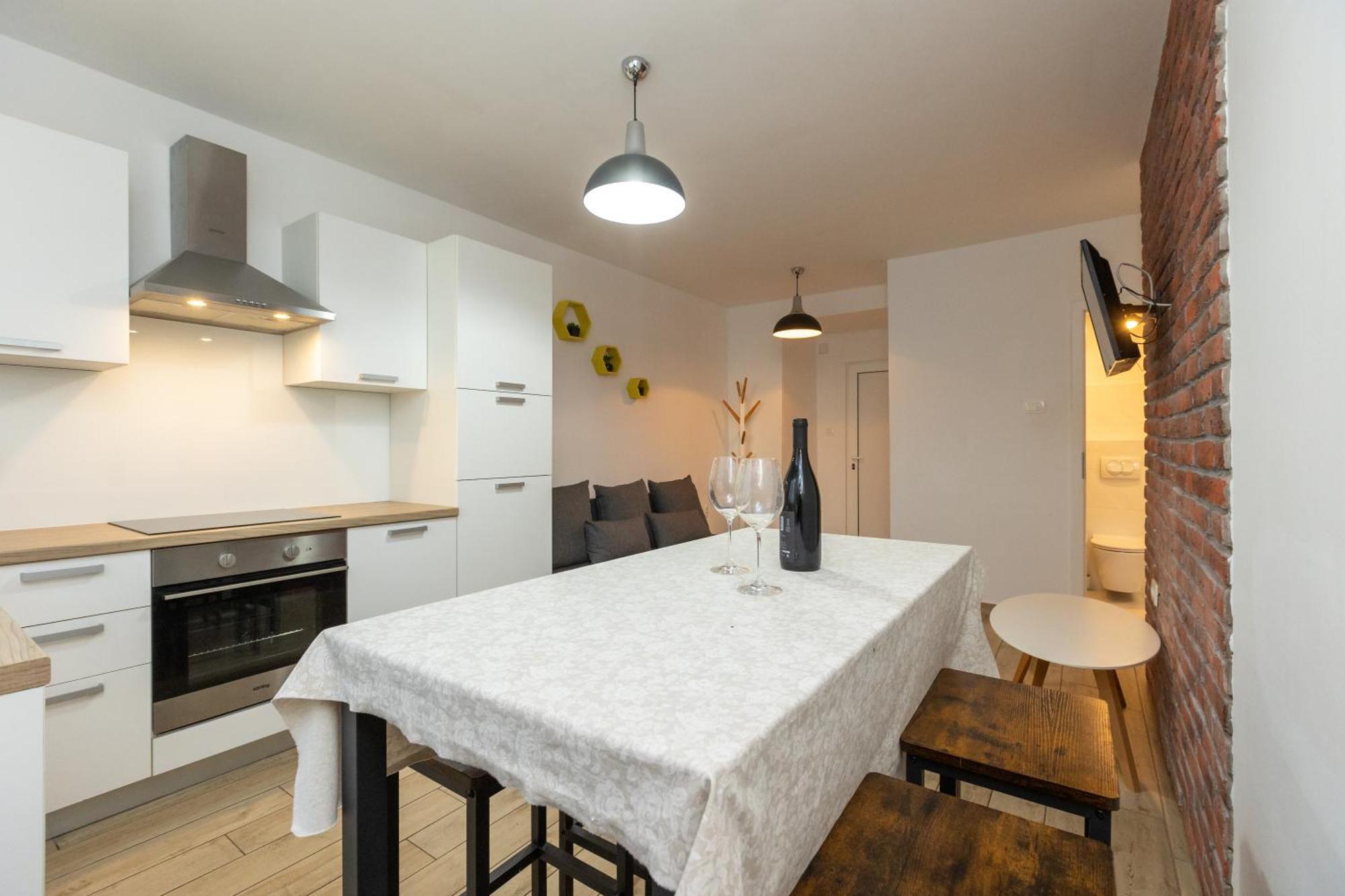 זאדאר Deluxe Apartment Near The Bridge מראה חיצוני תמונה